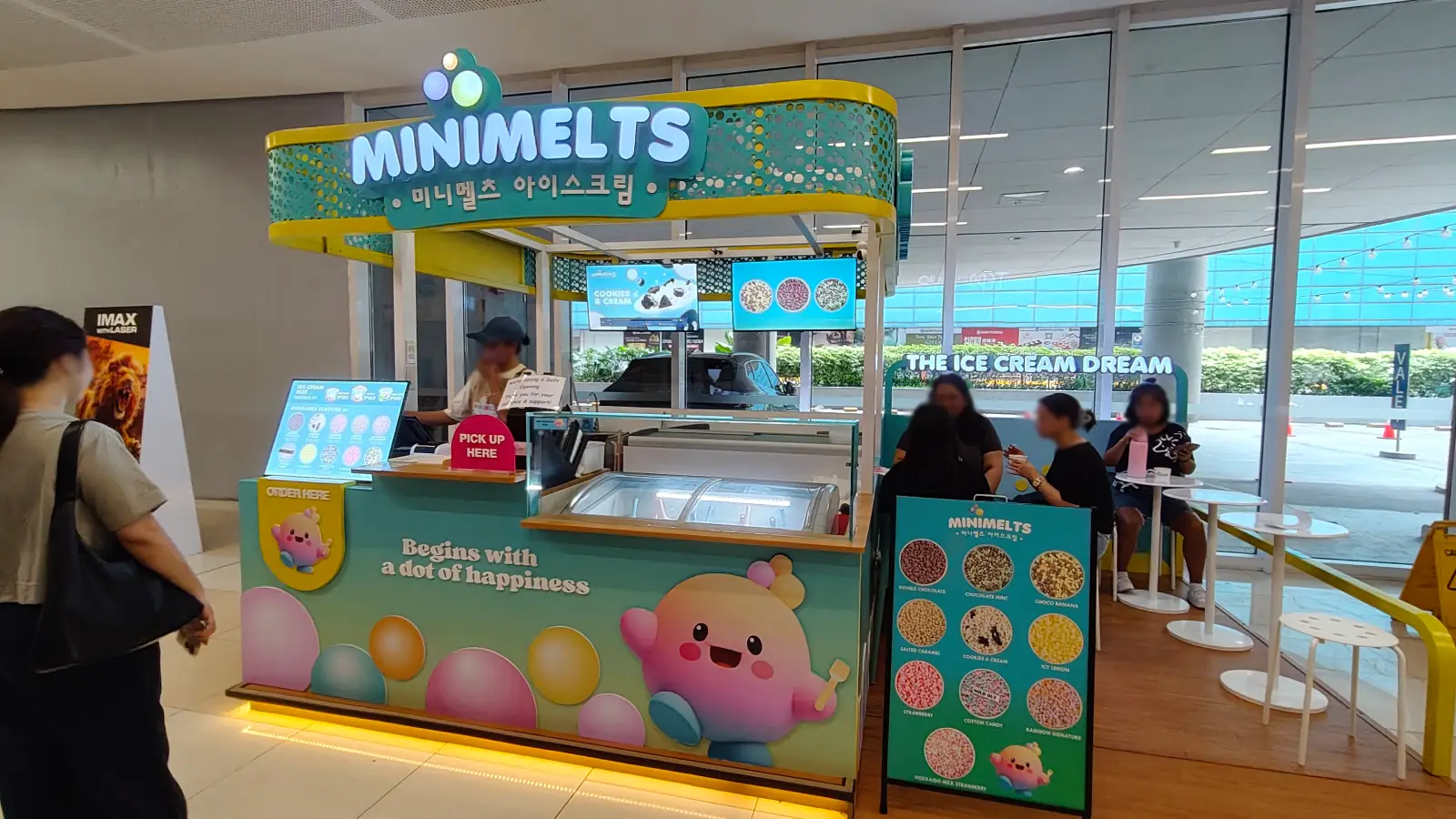 MINIMELTS in SM City North EDSA